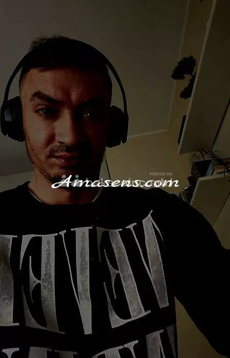 escort.it - Annuncio rivolto a tutti. La categoria è solo per i pervertiti che restano svegli la notte....a grande richiesta e dopo (TROPPI) messaggi su messaggi,