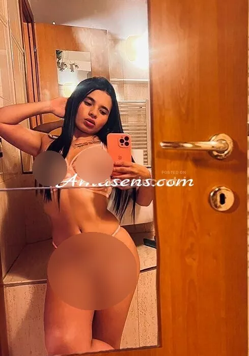 escort.it - Appena arrivata 🍀💣 Vaiolet, 23 anni, bellissima e unica: tutta per te. Fantastica ed elettrizzante 💚 Squirting vero 💋😍 Massaggi bollenti 🎀🧸🪄