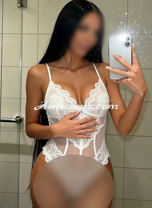 escort.it - APRILIA 🩷🍭sofhia 🍭🩷 novita pronta a farti impazzire di piacere !!! 😈😈 vieni a godere de tutte le mie attenzioni . . . 🪷 disponibile