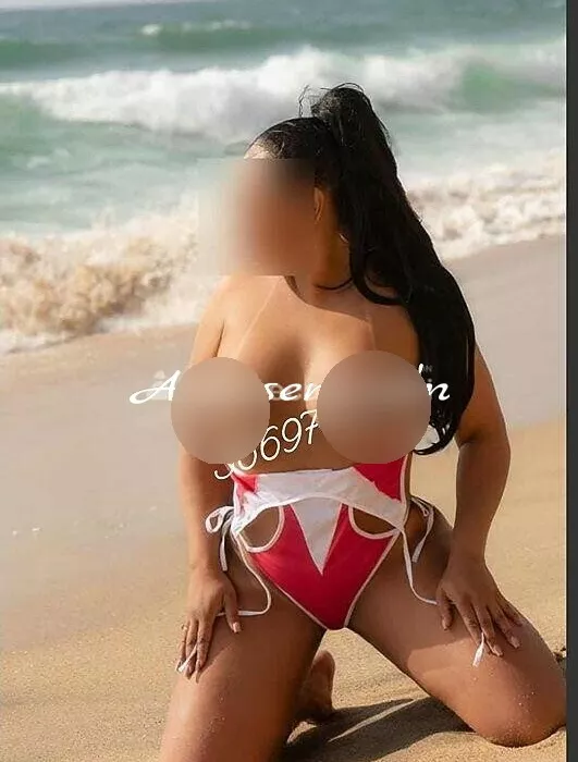 escort.it - 💦💦💦💦 CON 4 DI SENNO NATURALE COMPLETA PER TE!
QUESTO BAMBOLONA IN FOTO FIGA BAGNATA E LABBRA CARNOSE….