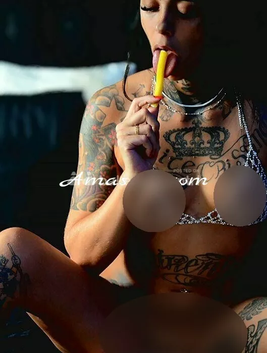 escort.it - Donna brasiliana con tatuaggi