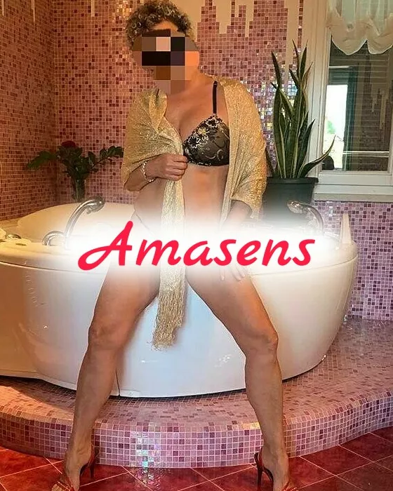 escort.it - Eva💯 per💯 vera sono solare raffinata e elegante. Il mix giusto di dolcezza e ardente passione perfetta con quale trascorrere momenti esclusi