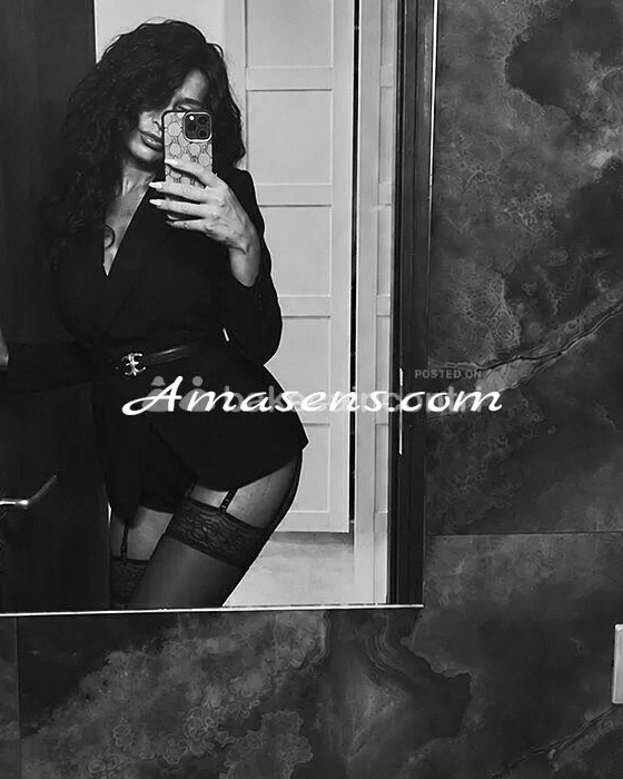 escort.it - ✨ GRANDE RIENTRO A SALERNO ✨

Valeria è tornata! 💚

Italiana, anzi… super italiana e campana, pronta a farsi scoprire.

📍 Salerno Centro – Corso