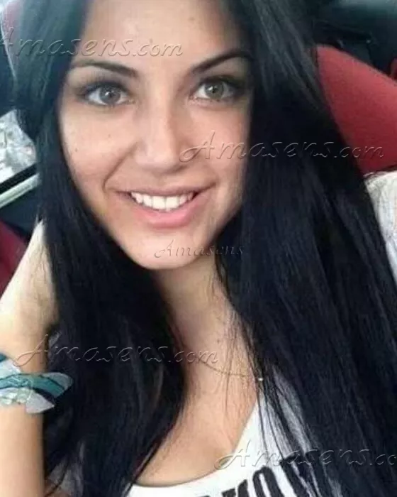 escort.it - INCONTRI CHIETI SARA.....ACCATTIVANTE BRUNA, SENSUALE TANTRA