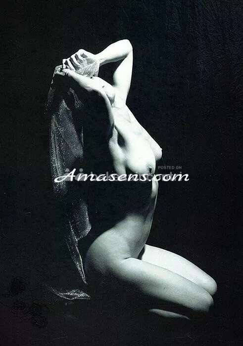 escort.it - MASSAGGIO TANTRA  - Loano