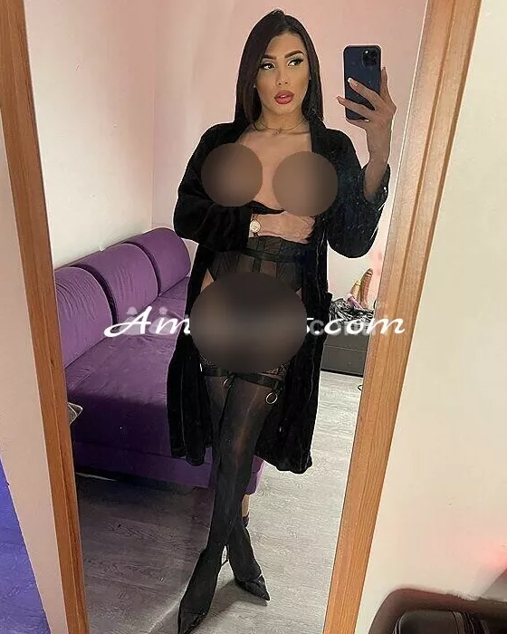 escort.it - New trans Emma attiva /passiva