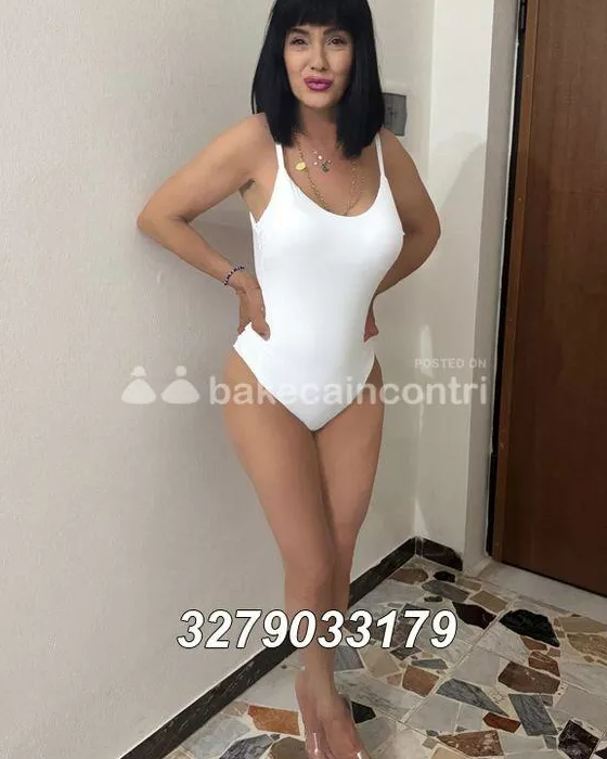 escort.it - ALGHERO SISSY, BELLISSIMA FANTASTICI MASSAGGI di body King con attestato.  FINO ALLE 23