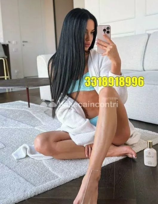 Foto di 3318918996
