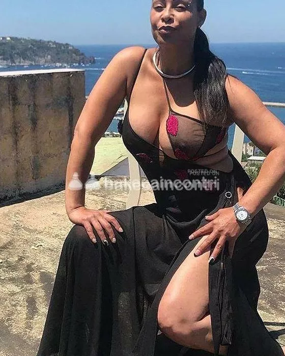 escort.it - Appena tornata Roberta la regina del piacere ❤️sensuale attraente una donna da vivere un sogno indimenticabile pompino da urlo da fare veramente impaz