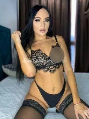 Foto di 3892048005