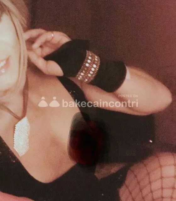 escort.it - Bella tra... femminile,riservata e porca