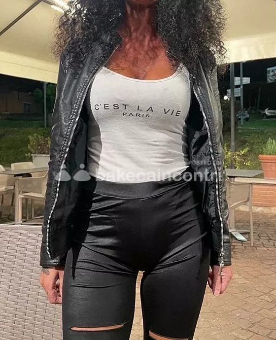 escort.it - Bellissima donna di 44 anni Car Sex Saxa Rubra