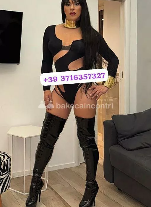 escort.it - ⚜️BRIANNA 21CM🔱⚜️TRANS⭐NESSUNA FREGATURA!!!! 📷📷FOTO 💯❌💯REALE📷📷 👑BELLISSIMA TRANS CAZZONA... COMPLETA... GIOVANE SEXY....👑