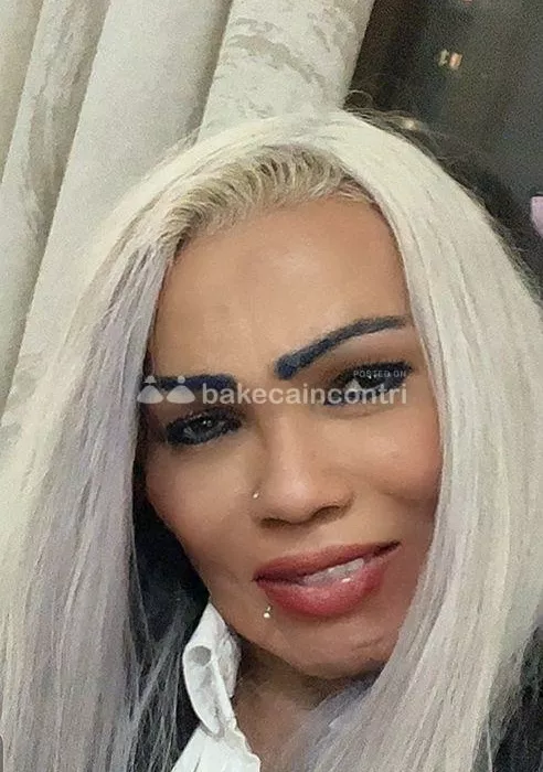 escort.it - Ciao a tutti, sono una bella Trans  e mi chiamo Evelyn d’argento !!!sono disponibile dal mezzogiorno in poi a Busssero..
Ambiente climatizzato..