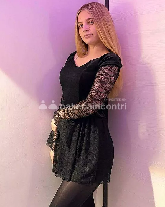 escort.it - Ciao, mi chiamo Evelina, ho 20 anni e mi piacciono gli uomini più maturi che sanno aprezire una donna Mi piace essere baciata e accarezzata