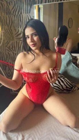 escort.it - 😈😈😈DONA.....PICCANTE TENTAZIONE TUTTA DA GUSTARE SENZA FRETTA!! BRAVISSIMA NEL POMPINO LENTO PUOI GIRARMI E SCOPARMI PER BEN😈😈
