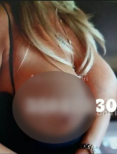 escort.it - (( INCULAMI BENE + ★ GARANTITA "" VENUTA IN BOCCA """ ★ )) = APRO LA BOCCA PORCA MOLTO NINFOMANAA POMPINO NATURALE CON INGOIO GOLA MOLTO PROFONDA