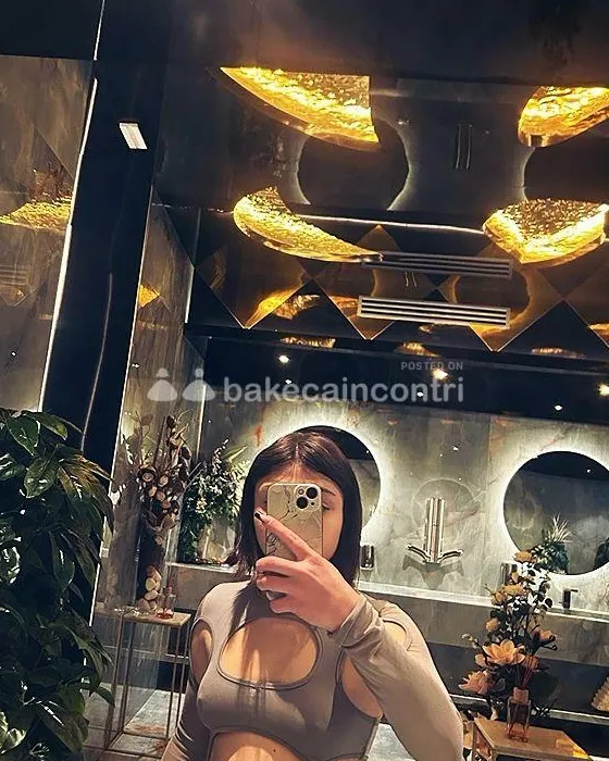 escort.it - Italiana 19 anni non professionista