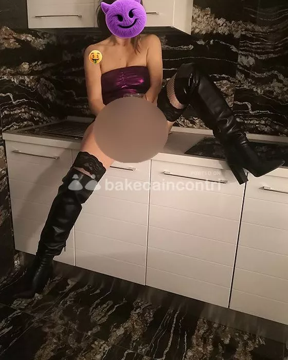 escort.it - ITALIANA HOTWIFE....💋 DONNA REALE SPLENDIDA MOGLIETTINA SEXY E TROIA PER VERI MOMENTI DI SESSO E EROTISMO PURO 👅