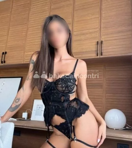 escort.it - Katy Russa 19 anni Ti aspetto 🥰🥰❤️💋 FOTO REALI *Una tentazione piccante per la prima volta, goditela senza fretta!! MOLTO BRAVA NEL POMPINO LENTO