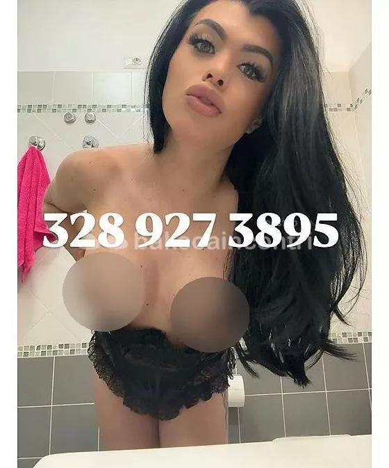 Foto di 3289273895