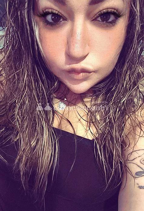 escort.it - 🇮🇹 NON INCONTRO RAGAZZA ITALIANA PER VIDEOCHIAMATA CHAT EROTICA CON VIDEO E FOTO VIDEO AMATORIALI ❤🇮🇹