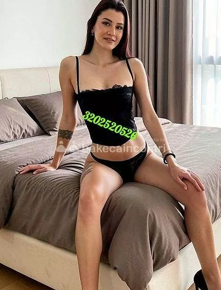 Foto di 3202520526