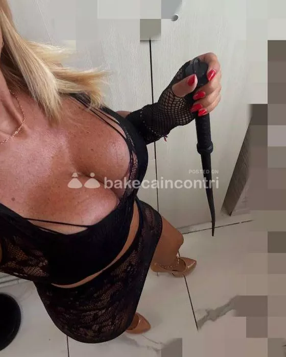 escort.it - PADRONA SEVERA E AUTORITARIA MISTRESS VALERIA