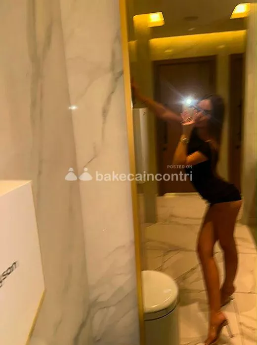 escort.it - Per la prima volta in città, ciao!
Sono venuta nella tua città e aspetto che mi chiami.
Piacere, amante delle tentazioni.
Sono raffinata, elegante,