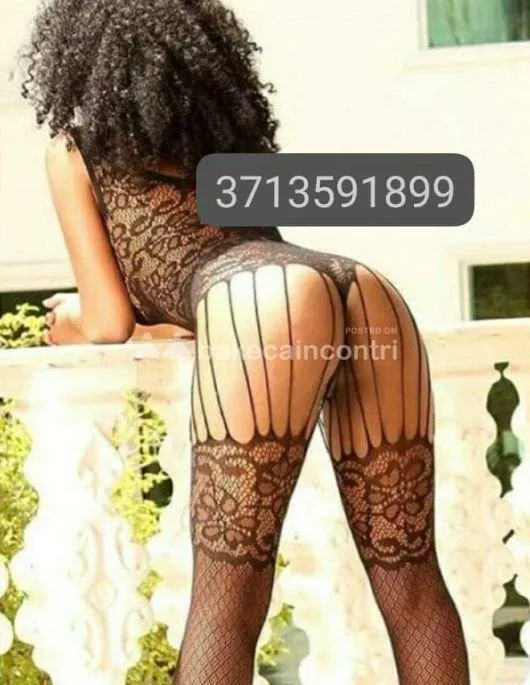 escort.it - Piccantissima ragazza bella e sensuale, porca e trasgressiva preliminari da fuoco. 69