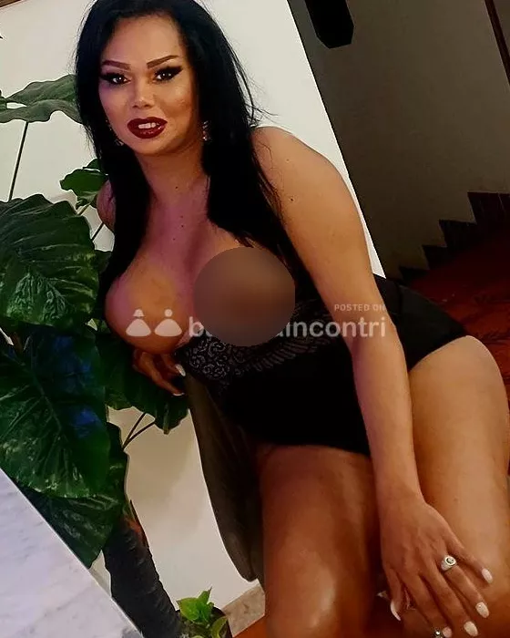 escort.it - PRIMA VOLTA AD MACERATA HELLENA TRANS COMPLETA ATT E PASSIVA DOMINANTE