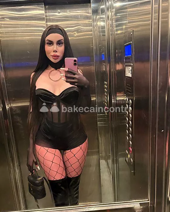 Foto di 3892083050