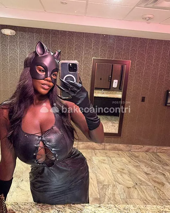 escort.it - TORNA A GRANDI RICHIESTE MISTRESS NATALY Con su allieva LUCIA gli regina delle varie misure dello strapon e giochi dannunziani VI ASPETTO NUMEROSI