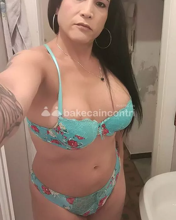 escort.it - Trans Karla.
La Maestra del sesso, quando mi conoscerai vorrai diventare il mio alunno!
Esperta in tutti i giochi proibiti, attiva e passiva, 69, di