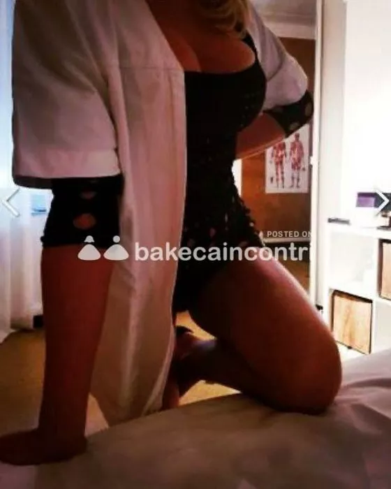 escort.it - Tuoro sul Trasimeno"Massaggio LINGAM 2 Trattamento Manipolazione INTIMA PER CONTROLLO DELLA EIACULAZIONE PRECOZ TUTTI GIORNI.""