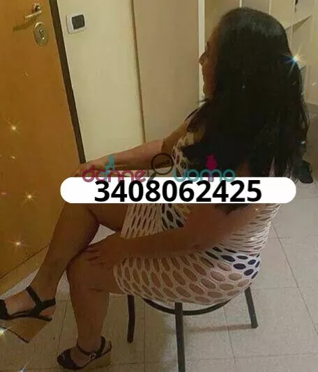 escort.it - DONNA MADURA LA REGINA DEL SESSO (LATO B+ PIOGGIA DORATA I