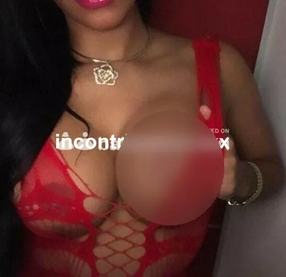 escort.it - a gattinara tetona, bellissima e sexy gran pompi specialita lato b massagio con olio