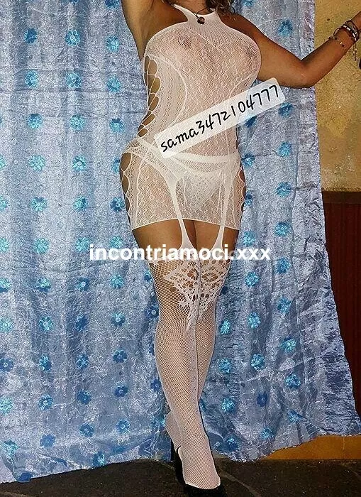 escort.it - A TARANTO PRIMISSIMA VOLTA IN CITTÀ BELLISSIMA E INCANTEVOLE DONNA MATURA PER MOMENTI PIACEVOLI FOTO REALI 100%