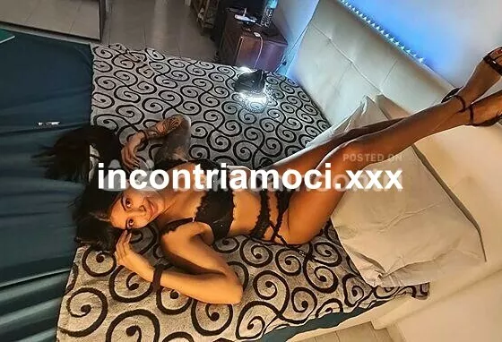 escort.it - 👑 ALTRUI ·· Esperienza sensuale per uomini raffinati 👑