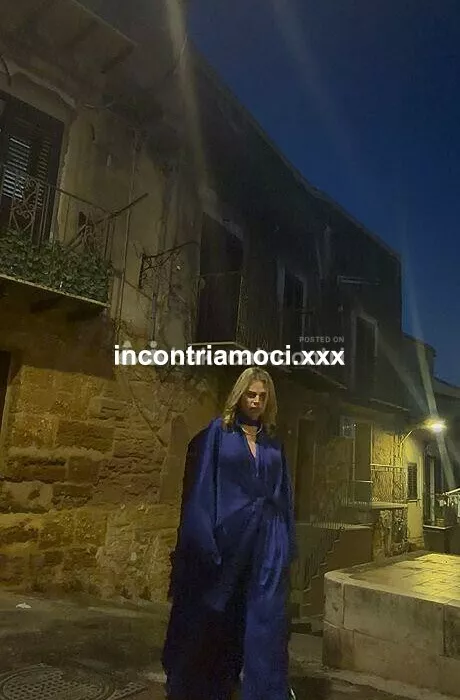 escort.it - Ambiente Climatizzato Brasiliana, elegante e irresistibile. Discrezione, fascino e momenti speciali. 💋