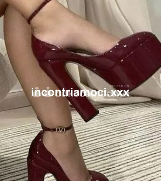 escort.it - APENNA ARRIVATA PRIMA VOLTA COMPLETISIMA COLOMBIANA SEXY