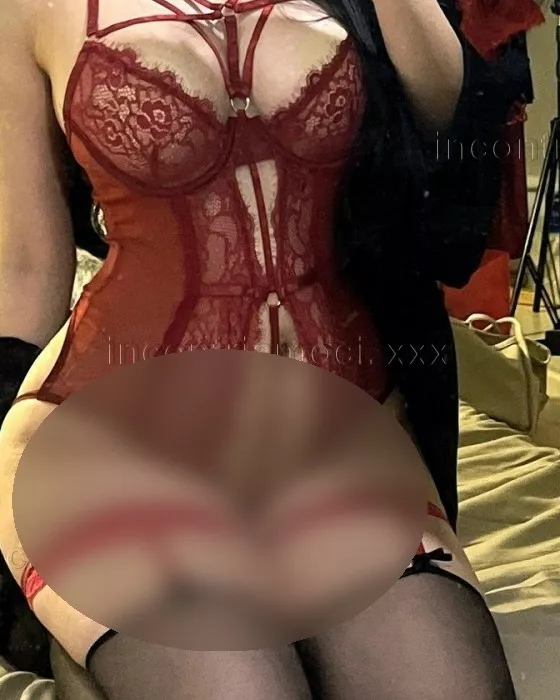 escort.it - APPENA ARRIVATA orientale BELLA DOLCE, SENSUALE, COMPLETISSIMA, DISPONIBILE PER OGNI TUA FANTASIA