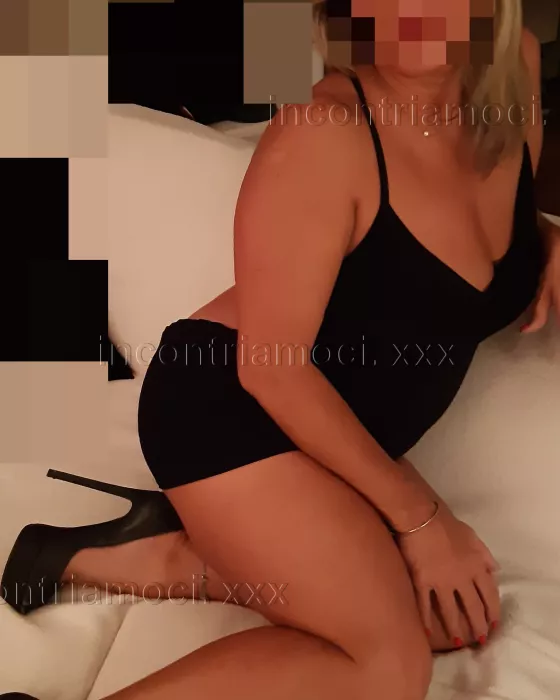 escort.it - Barby splendida milf romana