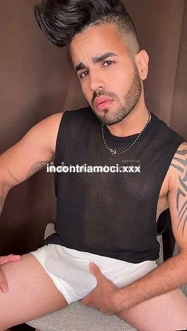 escort.it - Brasiliano con il cazzo grande 22cm pronto a soddisfare i tuoi feticci Sono appena arrivato da pochi giorni disponibile 💦🇧🇷😈