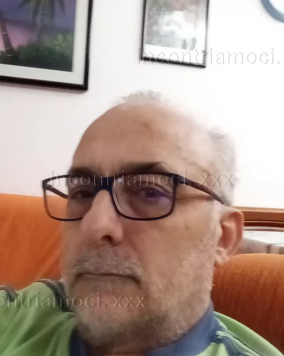 escort.it - Cerco giovane trans per incontro