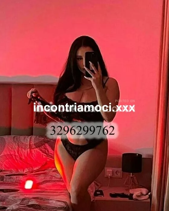 Foto di 3296299762