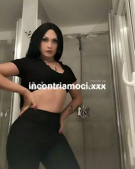 escort.it - DoLCe, Petite, AttraEnte, FeMmiNile e DeliCata, una donna trans che ti farà esplodere di desiderio, senza tabù. Ti farò vibrare di piacere 🍌