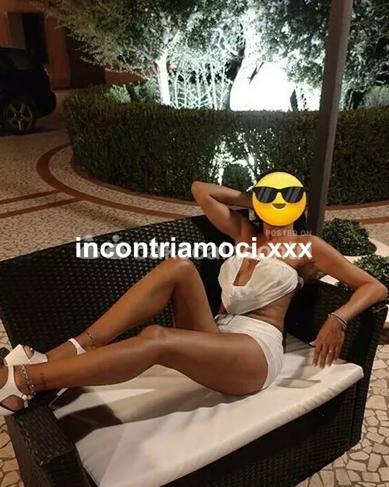 escort.it - Emma bellissima e sensualissima massagiatrice catanese NO RAPPORTO NO RAPPORTO NO RAPPORTO NO RAPPORTO