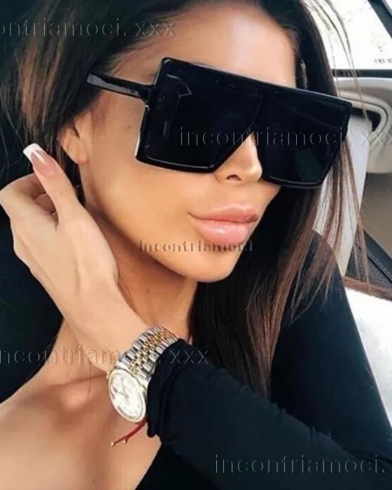 escort.it - EVA MASSAGGIATRICE ITALIANA, AMO LA CULTURA DEL BENESSERE TANTRA