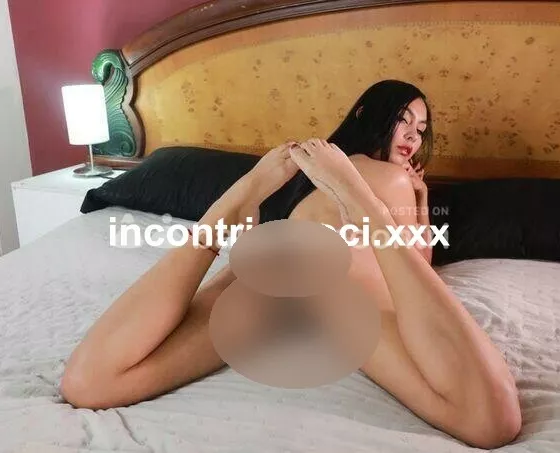 escort.it - ✨ Giovane, magra, dai capelli castani e neri, con uno sguardo intenso e un sorriso che affascina.